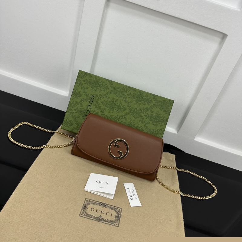 G*u*i wallets & purse